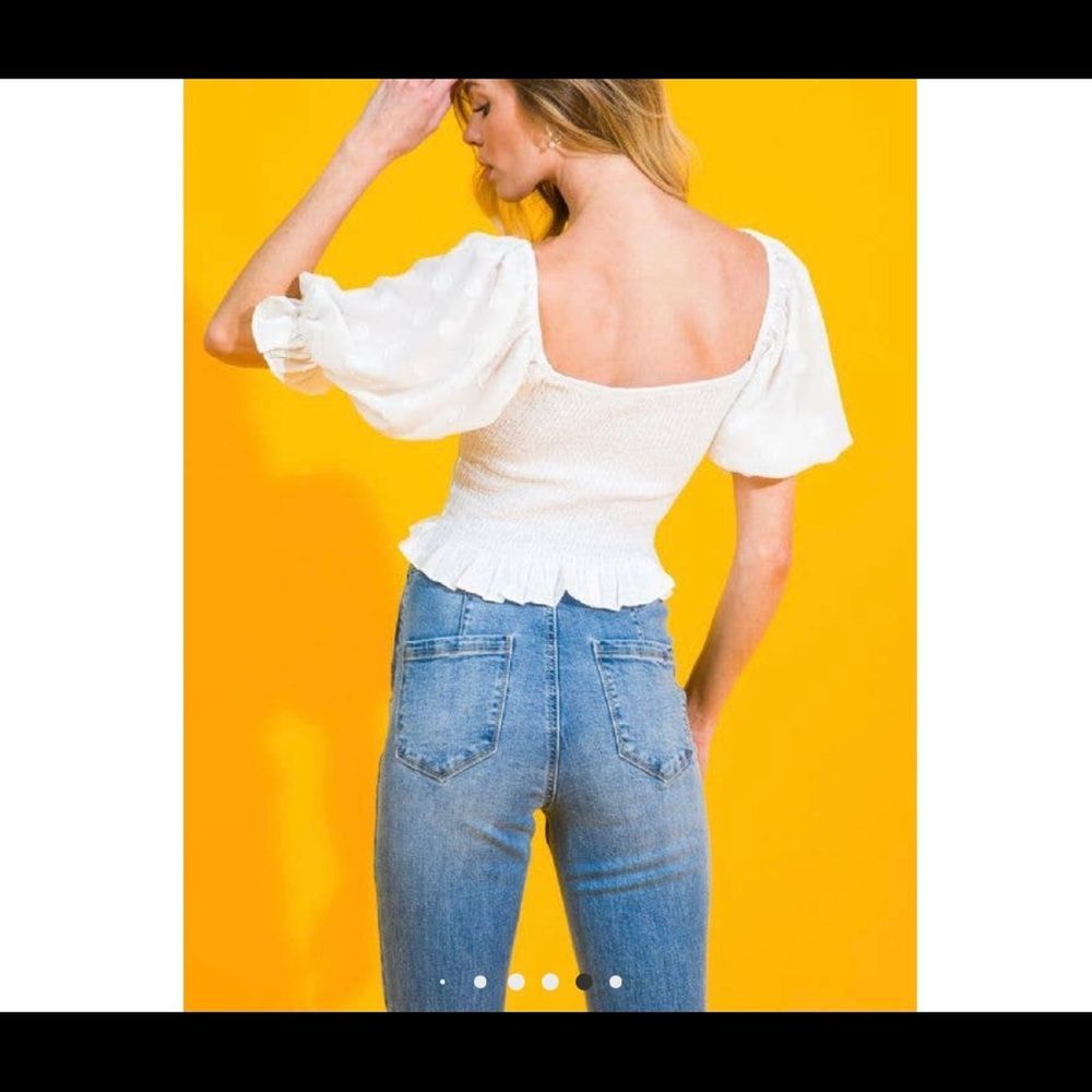 White top with poka dot sleeves - Picture 3 of 3